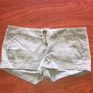 Low rise Hollister shorts
